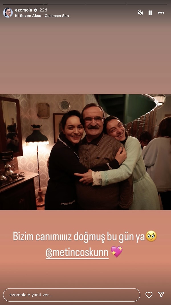 Ezgi Mola, ustasının doğum gününü kutladı.