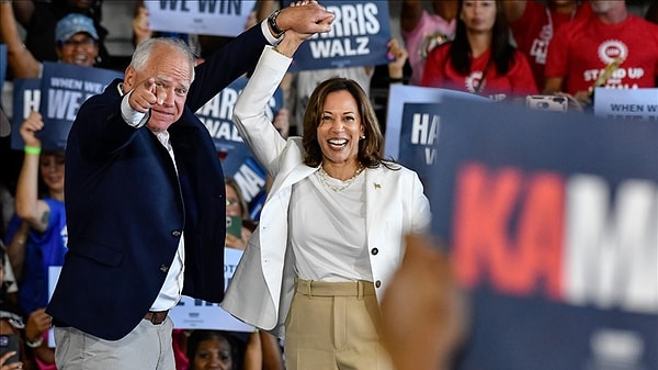 Seçim önce yapılan anketlerin ortalamasında, Demokrat aday Kamala Harris yüzde 48.8 oy oranına ulaşıyor. Trump’ın ortalaması ise 48.5 olarak hesaplanıyor.