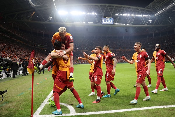 Maçtan galip ayrılan taraf, lider Galatasaray oldu.