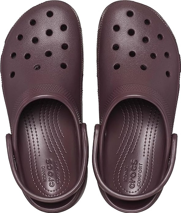 12. Crocs Classic Platform Clog Sandalet