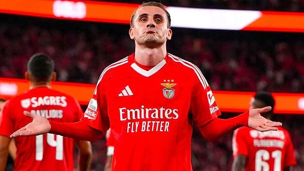 Benfica taraftarının da gözdesi haline gelen 26 yaşındaki futbolcu, çıkan haberlere bakılacak olursa şimdiden birkaç kulübü peşine takmış durumda ve Kerem Aktürkoğlu'nun kendisine gelen transfer tekliflerine ne cevap vereceği merak konusu.