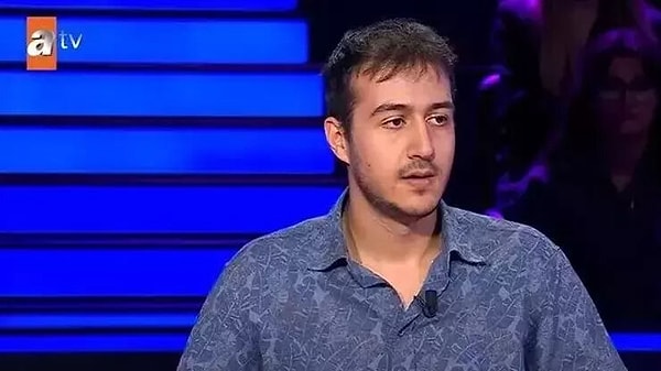 Ahmetoğlu, Susuz Yaz, Babam ve Oğlum, Eşkıya ve Hababam Sınıfı cevapları arasında kalarak yarışmadan çekilme kararı aldı.