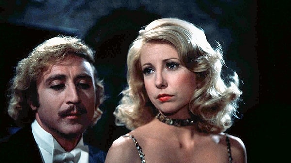 According to Associated Press, Teri Garr had been battling multiple sclerosis (MS) since 2022. In an interview, she revealed that she first noticed symptoms of the disease while filming Tootsie in 1982.