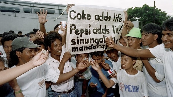 Yaşanan bu olaylar sonrası, yaklaşık 22.000 kişi Pepsi'ye karşı dava açtı. Binlerce ceza davası açıldı ancak Filipinler Yüksek Mahkemesi, 2006’da Pepsi’nin 349 kapakları için sorumlu tutulamayacağına karar verdi.