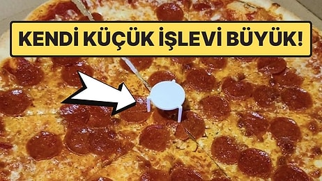 Meğer Çok Önemli Bir İşlevi Varmış: Pizzaların Ortasında Neden Minik Plastik Parça Bulunur?