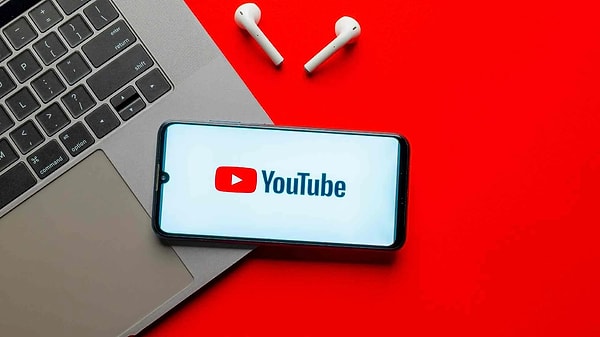 Türkiye dışında, dünyanın da en popüler video platformu olan YouTube, premium abonelik ücretlerine zam yaptı.