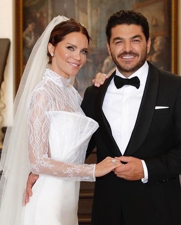 Ünlü isim 2019 yılında Uğur Akkuş ile nikah masasına oturmuş ve yıllarca eşi ve evliliği hakkındaki iddialar ile gündeme gelmişti hatırlarsanız.