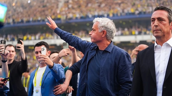 Yaz aylarında en çok konuştuğumuz konu Jose Mourinho'nun ülkeye gelerek Süper Lig'e adım atmasıydı.