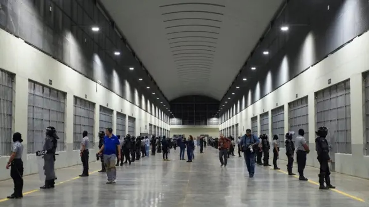 Girenin Bir Daha Çıkamadığı El Salvador'un Devasa Terörle Mücadele ...