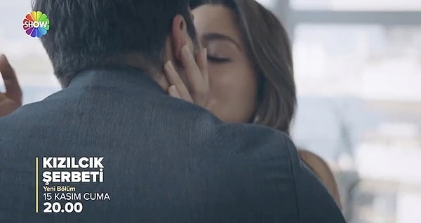 Show TV'nin cuma günlerine damga vuran dizisi Kızılcık Şerbeti'nden yeni bölüm fragmanı geldi. Enfes bir bölümün ardından geleneği bozmayarak yeni bölüm fragmanı yayınlayan Şerbo, gelecek bölüm için çıtayı epey yükseltmiş. Doğa'nın Giray'ı terk ettiğini öğrendiğimiz fragmanda Fatih vakit kaybetmeden soluğu Doğa'nın yanında alıyor. Aralarındaki kimyaya daha fazla dayanamayan DoğFat öpüşmesini gördüğümüz fragman izleyicileri epey heyecanlandırdı. Bize de fragmana gelen yorumları derlemek düştü.