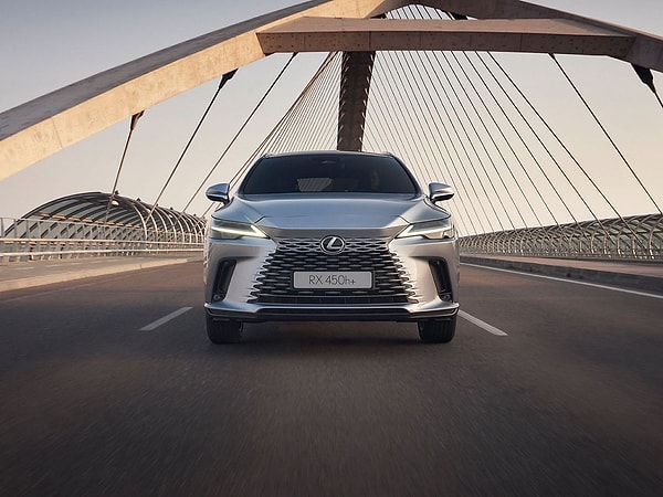 Lexus RX Performans Hybrid Fiyat Listesi Kasım 2024