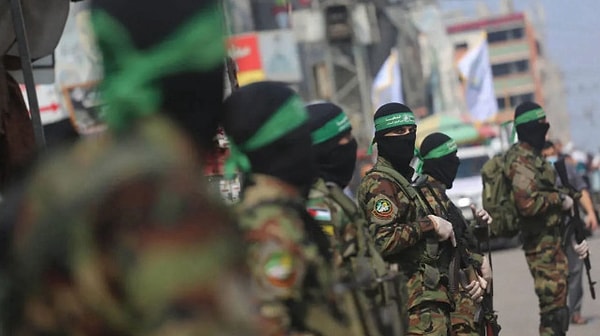 İsrail’in Gazze’ye yönelik saldırıları sürerken ABD’den dikkat çeken bir gelişme yaşandı. Katar'ın, ABD’nin talebi üzerine Hamas yetkililerinden ülkeyi terk etmelerini istediği iddia edildi.