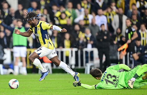 Maç böyle bitecek derken sahneye Saint-Maximin çıktı ve skoru 4-0 yaparak maçın skorunu tayin etti.