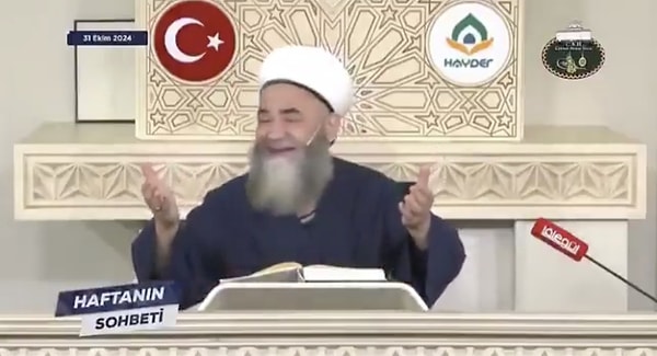 Aşk acısı çekmenin boş olduğunu savunan Cübbeli Ahmet öğreteceği bir dua ile eskisinden bin kat daha iyi birini bulabileceklerini de söyledi.