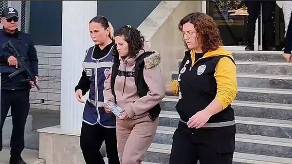 Sözcü TV muhabiri Gamze Elçi’nin İzmir’de telefonla ulaştığı anne Melisa Akcan “Size 110 bin lira yardım yapıldığına dönük iddialar var, bu doğru mu?” sorusuna şu yanıtı verdi: