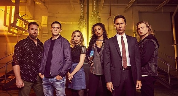 Travelers (2016–2018)