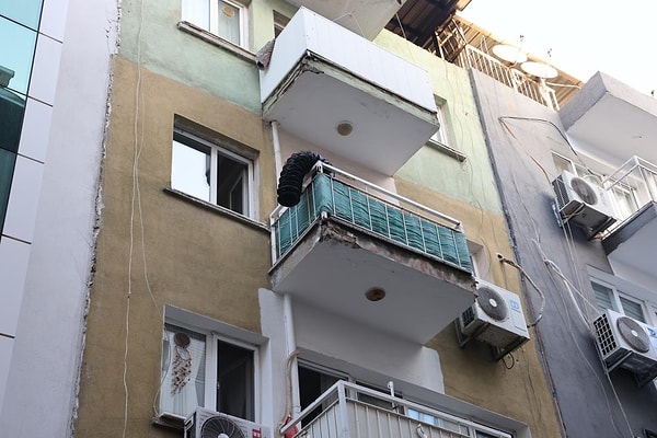 Binanın ilaçlanmasının ardından bazı apartman sakinleri rahatsızlandı ve durum hemen sağlık ekiplerine bildirildi. Apartman sakinlerinden 1 yaşındaki erkek bebek T.A.K.’ın zehirlenerek hayatını kaybettiği tespit edildi.