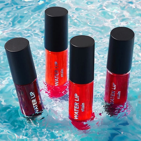 15. Flormar Kalıcı Mat Dudak Tint'i (Kırmızı) - Water Lip Stain - 002 Love Craft