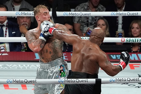 Uzun zamandır beklenen Jake Paul ve Mike Tyson arasındaki boks müsabakası beklentileri karşılayamadı. 8 raunt süren mücadeleyi Jake Paul kazanırken, birçok kişi maçın sıkıcı geçmesinden dert yandı.