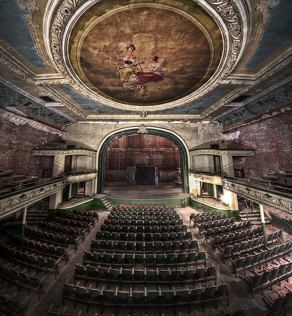 9. 1912'den günümüze: New Bedford Orpheum