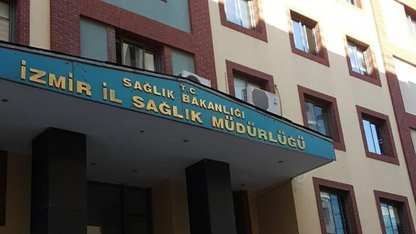 İzmir İl Sağlık Müdürlüğü, A.E.K.'nın geçirdiği operasyonlar dolayısıyla tanı konulmadan önce kan nakli yapılmadığını açıkladı. 8 Ekim ve 17 Ekim tarihlerinde yapılan psikiyatrik muayenelerde de cinsel istismar olmadığı belirtildi.