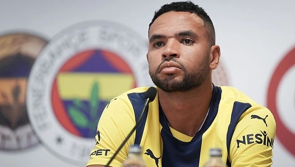 Fenerbahçe sezon başında Sevilla'dan 19.5 milyon Euro'ya En-Nesyri'yi kadrosuna katmıştı. Faslı yıldız golleriyle form tutmaya kısa süre önce başladı.