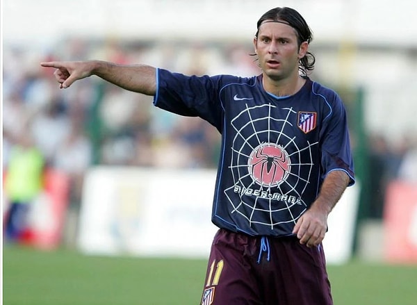 Atletico Madrid'in 2004-05 forması da hayli deneysel