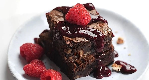 Pekan Cevizli Islak Brownie