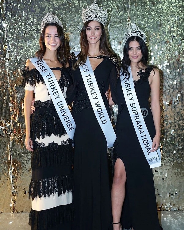 2018 yılında 'Miss Turkey' ünvanı alıp güzelliği taçlandırılan Şevval Şahin, yarışmanın ardından hayatımızda daha doğrusu sosyal medyamızda büyük bir yer etti.