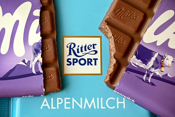 2020 yılında Alman Federal Adalet Divanı, 10 yıl süren bu çekişmeyi sonlandırdı. Divan, kare çikolatanın tüketiciler tarafından Ritter Sport’un kalitesi ve markasıyla özdeşleştiğini belirterek, bu tasarımın yalnızca Ritter Sport tarafından kullanılmasına karar verdi.