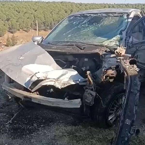 Serkan Kurt’un kullandığı otomobil, bir TIR’la çarpıştı. Kazada yaralanan baba ve oğul, hızla hastaneye kaldırıldı. Serkan Kurt tedavisinin ardından taburcu edilirken, yoğun bakımda yaşam mücadelesi veren 9 yaşındaki Yiğit, 12 Kasım'da hayatını kaybetti.