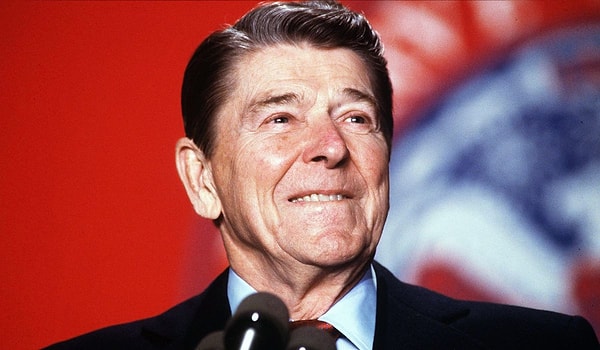 Reagan’ın iyimserliği sayesinde teknoloji ve tüketim hisseleri tavan yaparken, Biden bambaşka bir alanı hareketlendirdi: Yeşil enerji.