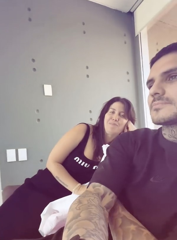 Icardi'nin paylaşımında Wanda Nara'nın rahat tavırları dikkat çekerken, Nara'dan bu paylaşıma cevap gecikmedi.