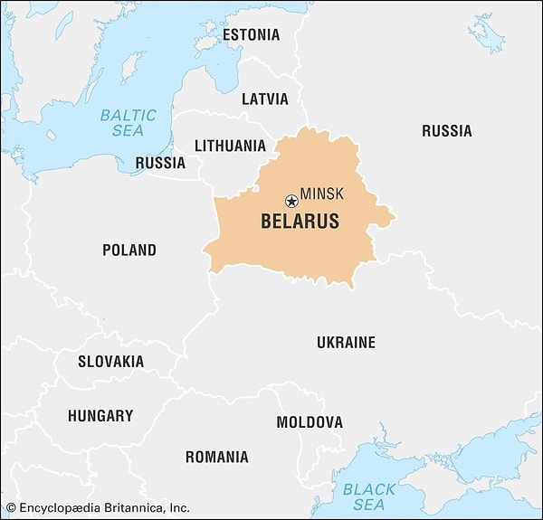 Polonya, Litvanya ve Ukrayna'dan gelen silahlı gruplarla ülkeye girerek bölgeleri işgal etmeye çalışacak. NATO güçleri daha sonra Belarus’a giren silahlı çetelere destek verecek.