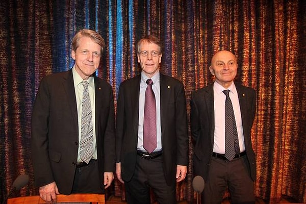 12. Robert Shiller, Eugene Fama ve Lars Peter Hansen