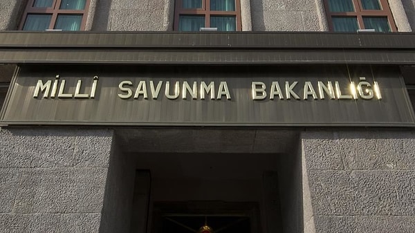 Milli Savunma Bakanlığı kaynaklarının yaptığı haftalık bilgilendirme toplantısında, disipline sevk edilmenin kesin karar olmadığı ve sürecin devam ettiği belirtildi.