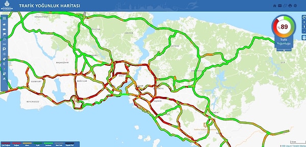 Saat 17.30 sıralarında İstanbul Büyükşehir Belediyesi Trafik Yoğunluğu Haritasında yoğunluk yüzde 90'a ulaştı.