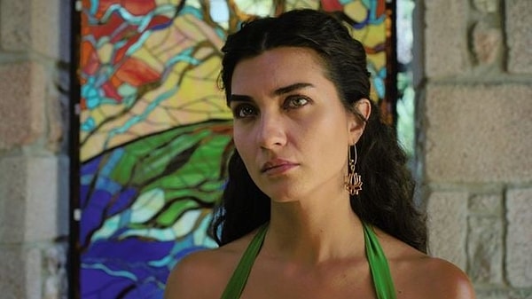 1. Tuba Büyüküstün