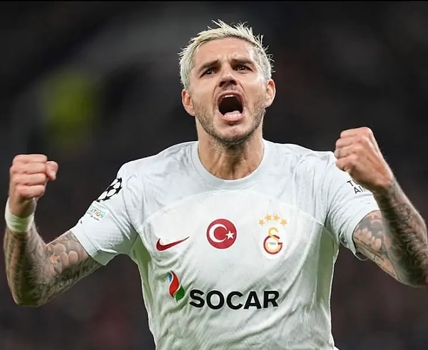 Mauro Icardi, "Gerçekten hayatımdaki tek eksik yabancı birinin benim, ailem, mali durumum ve mülklerim hakkında konuşmasıydı." dedi.