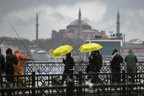 Meteorolojiden hafta sonu için 6 ile turuncu, 38 ile sarı kodlu uyarı geldi.