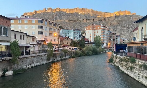 2. sırada Bayburt yer aldı. Güven oranı yüzde 86 olarak belirlendi.