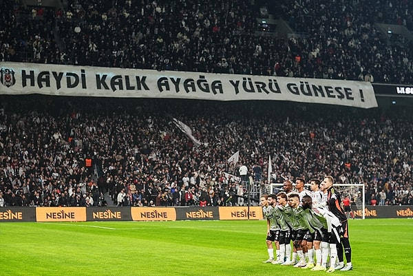 Beşiktaş milli aranın ardından evinde Göztepe'yi ağırladı. Son üç maçta bir puan alan Beşiktaş için tek hedef galibiyetti.