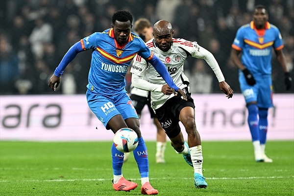 Gol için yüklenilen dakikalarda Beşiktaş 82.dakikada Fofana 90+1'de de Tijanic'in golüyle 4-2 geriye düştü.