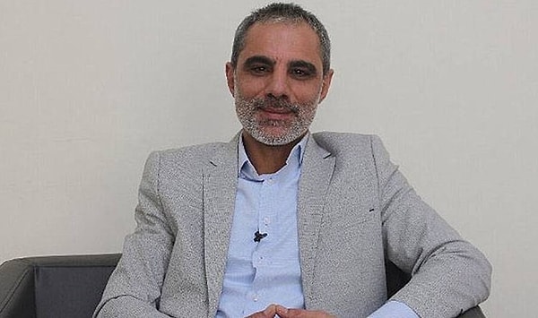 Baskın sonucu Diyarbakır'da DEM Partili Kayapınar Belediyesi Eş Başkanı Cengiz Dündar gözaltına alındı. Kayapınar Belediyesi Eş Başkanı, DEM Partili Cengiz Dündar, sosyal medya hesabından yaptığı paylaşımda, "Polisler evimi bastı, arama yapıyorlar, gözaltına alacaklar" diye yazdı.