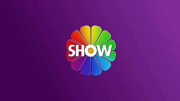 11. Show TV, bu sezona hızlı ve iddialı bir giriş yaptı. Geçtiğimiz sezondan iddialı dizileriyle yola devam eden kanal, ayrıca yeni dizi projeleriyle fırtınalar estiriyordu. Birsen Altuntaş, Show TV hakkında beklenmedik bir haber yayınlandı. Altuntaş'ın haberine göre Show TV'nin iddialı dizisi için final kararı alındı. İşte haberin detayları...