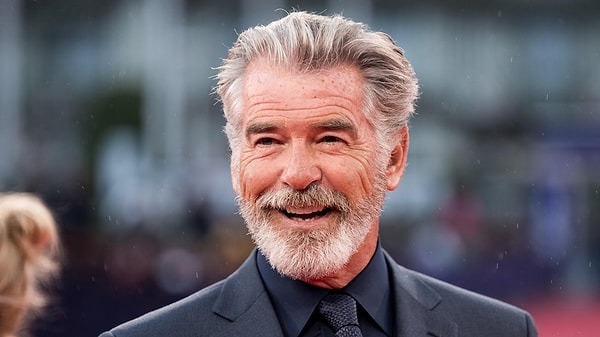 James Bond karakteriyle hepimizin hafızalarına kazınan 71 yaşındaki Pierce Brosnan ise Harry'nin patronu 'Conrad Harrigan' rolünde.