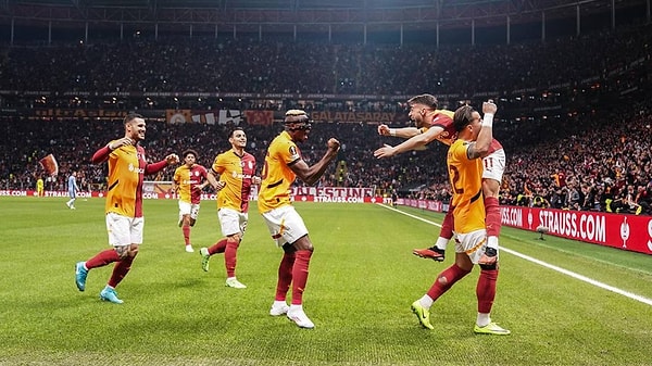 AZ Alkmaar karşılaşması öncesi Galatasaray'ın 10 puanı vardı.