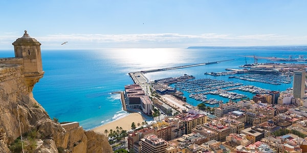 3. Alicante, İspanya