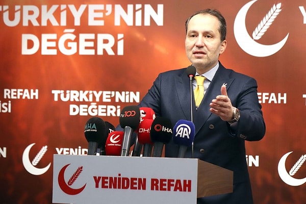 Cumhurbaşkanlığı seçimlerinde Cumhurbaşkanı Recep Tayyip Erdoğan'a destek veren Yeniden Refah Partisi ise ankette yüzde 5 olarak gözüküyor.