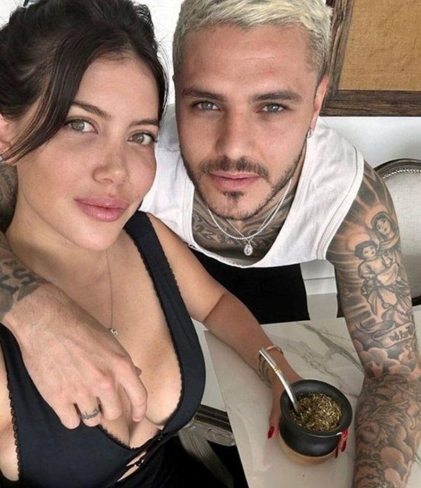 Galatasaray'ın Arjantinli yıldızı Mauro Icardi ve aylardır kriz yaşadığı eşi Wanda Nara boşanmanın eşiğinde biliyorsunuz ki.